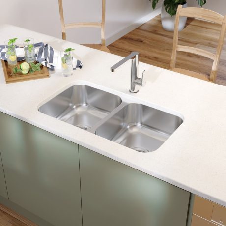 Traditional Kitchen Sink