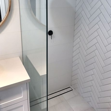 linear tile insert grate, matte black 0900mm