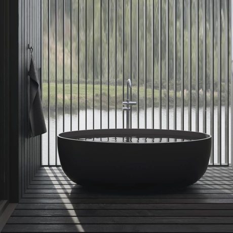 stella oval shape free standing bath, matte black 1500mm